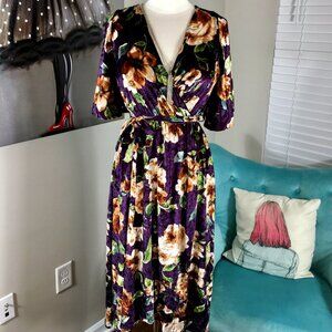 Short Flared Sleeve Floral Print Crushed Velvet Midi Dress
